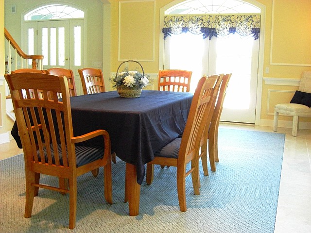 DiningRoom2